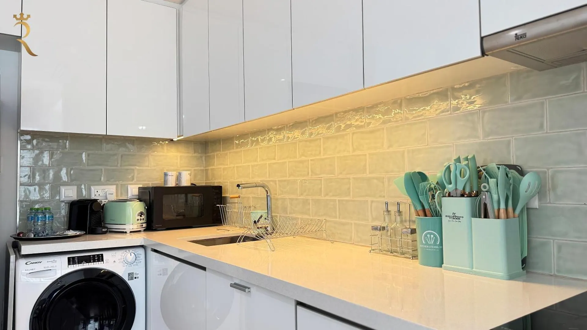 Mayan Yas Sea Studio Ideal Stay For 4 Guest 아부다비 0*,  아랍에미리트